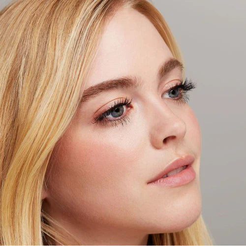Essence-i love extreme volume mascara