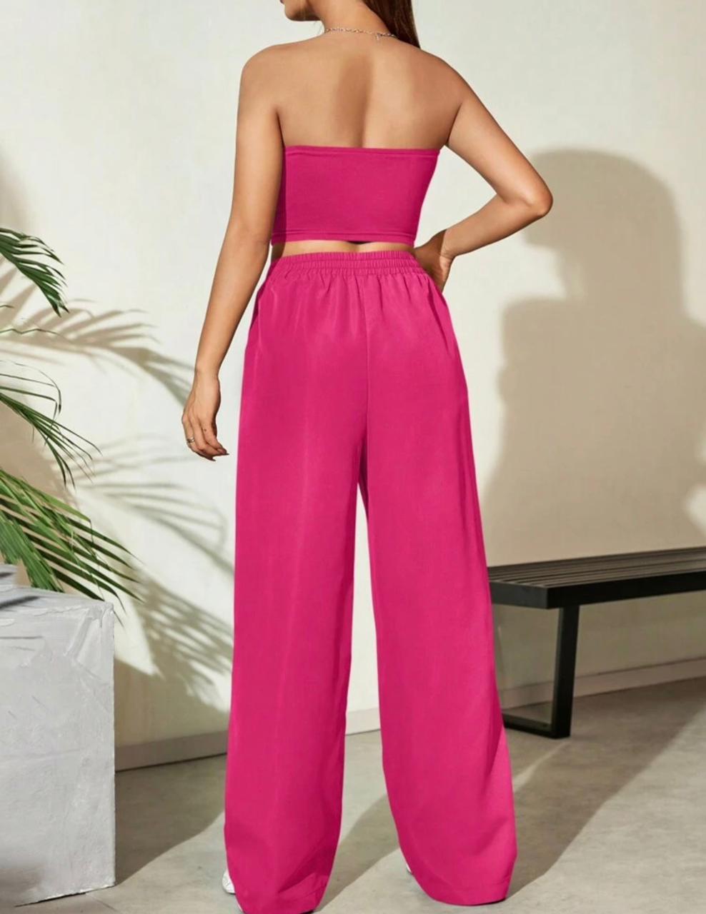Sporty, streetwear-inspired two-piece set
