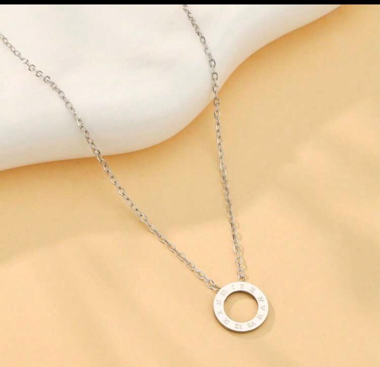 Brazilian gold-finished stainless steel necklace