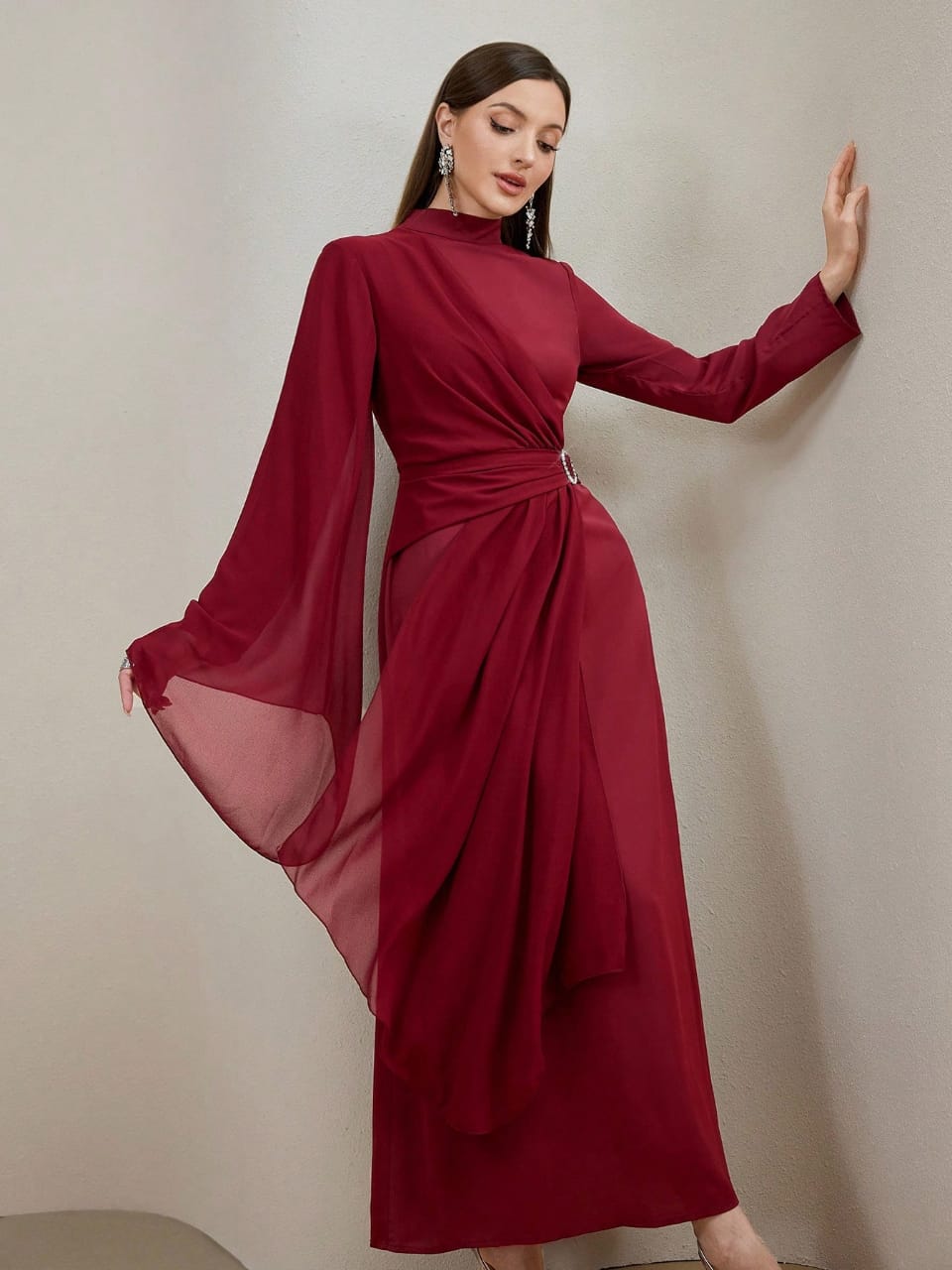 Sophisticated Floor-length long Sleeve Gown