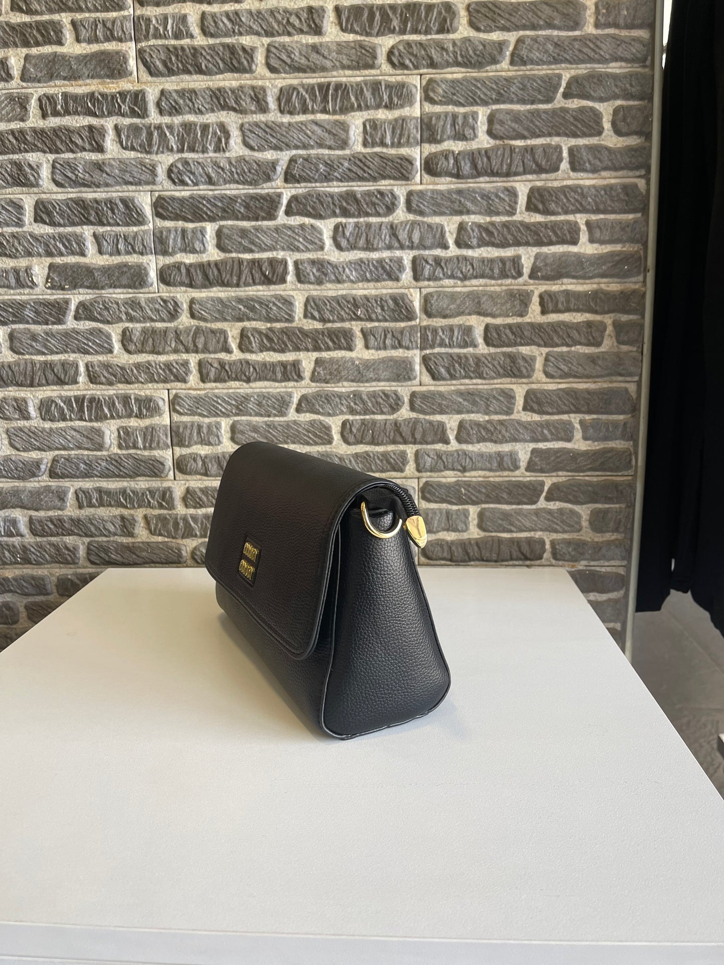 Stylish Black Handbag