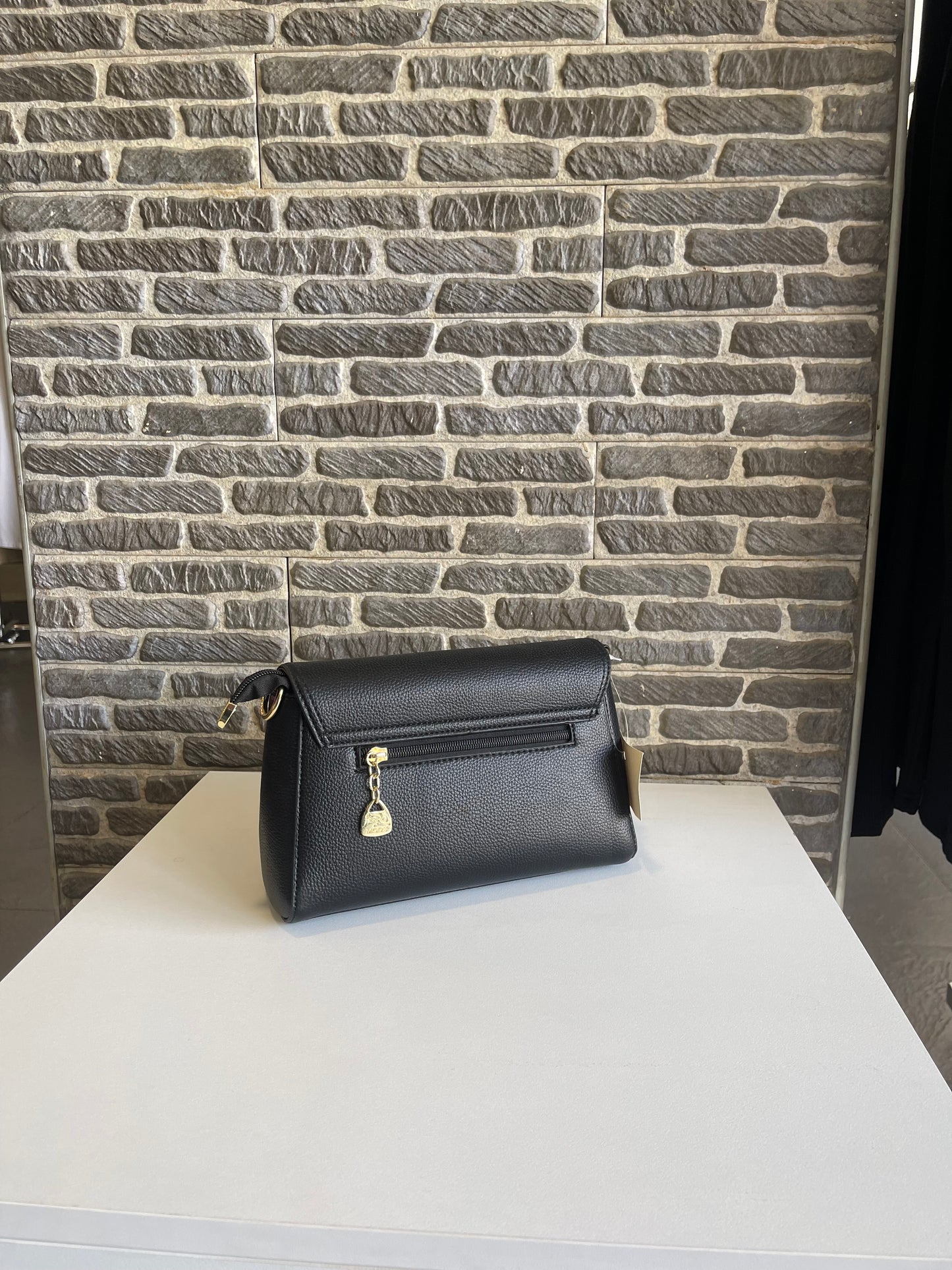 Stylish Black Handbag