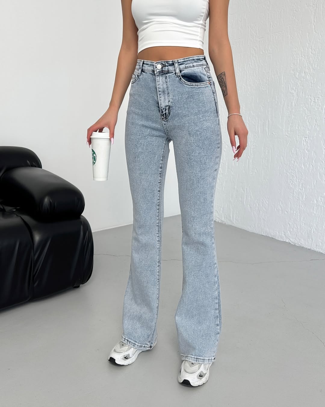 Miele Light-wash Spanish Denim Jeans