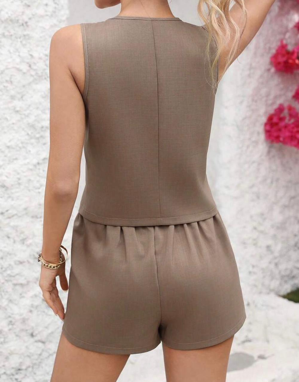 Sophisticated two-piece tailored set