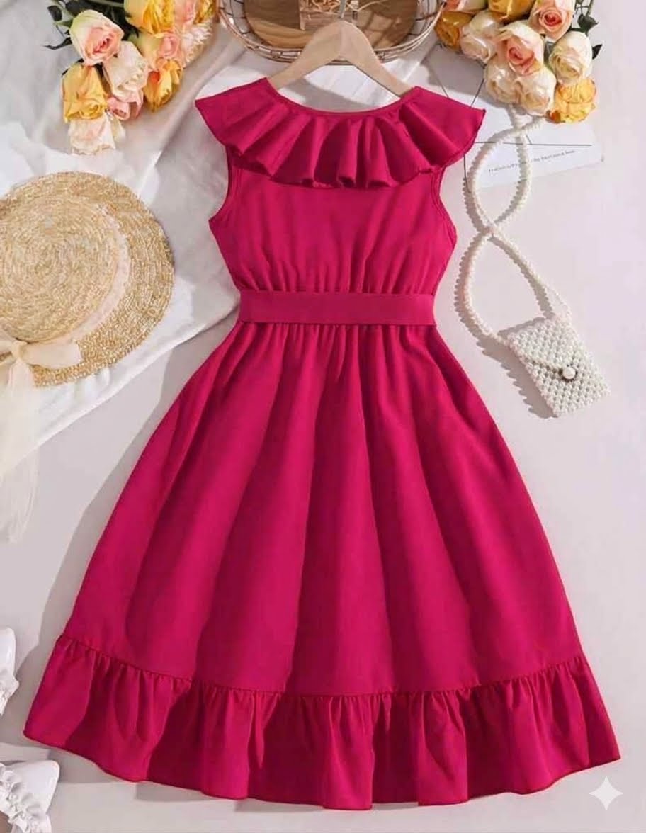 Elegant fuchsia girl dress