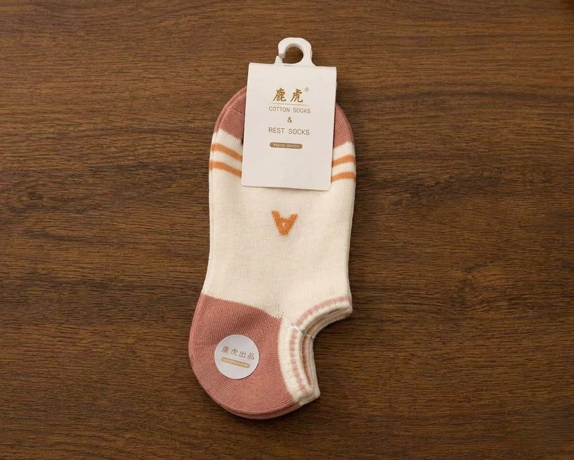 stylish low-cut ankle socks