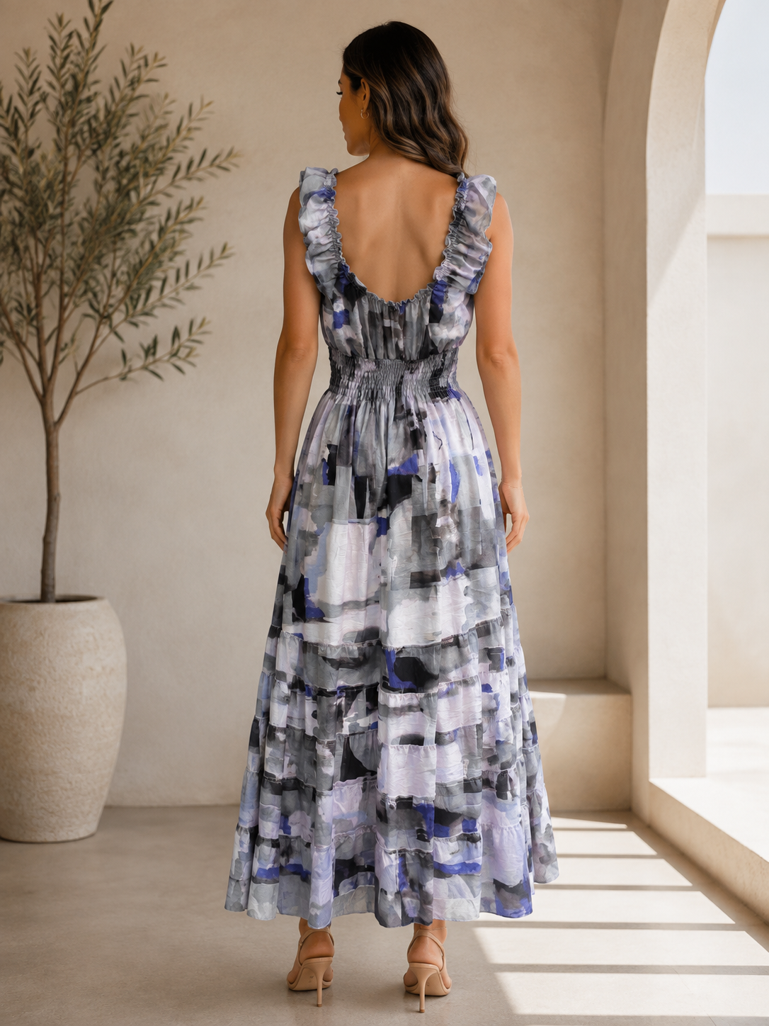 Elegant women's summer maxi dress