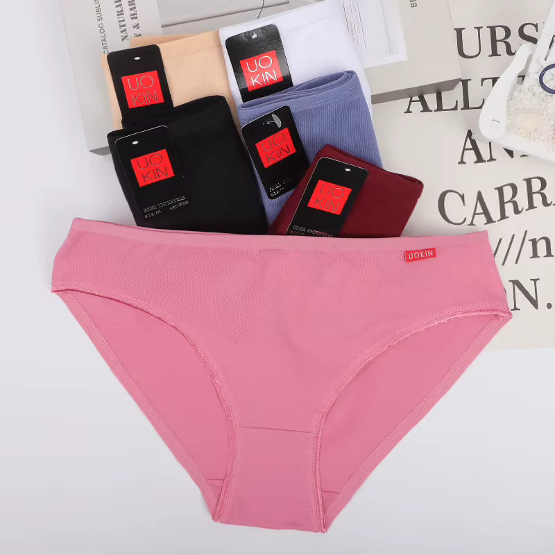 Classic bikini-style solid color panty