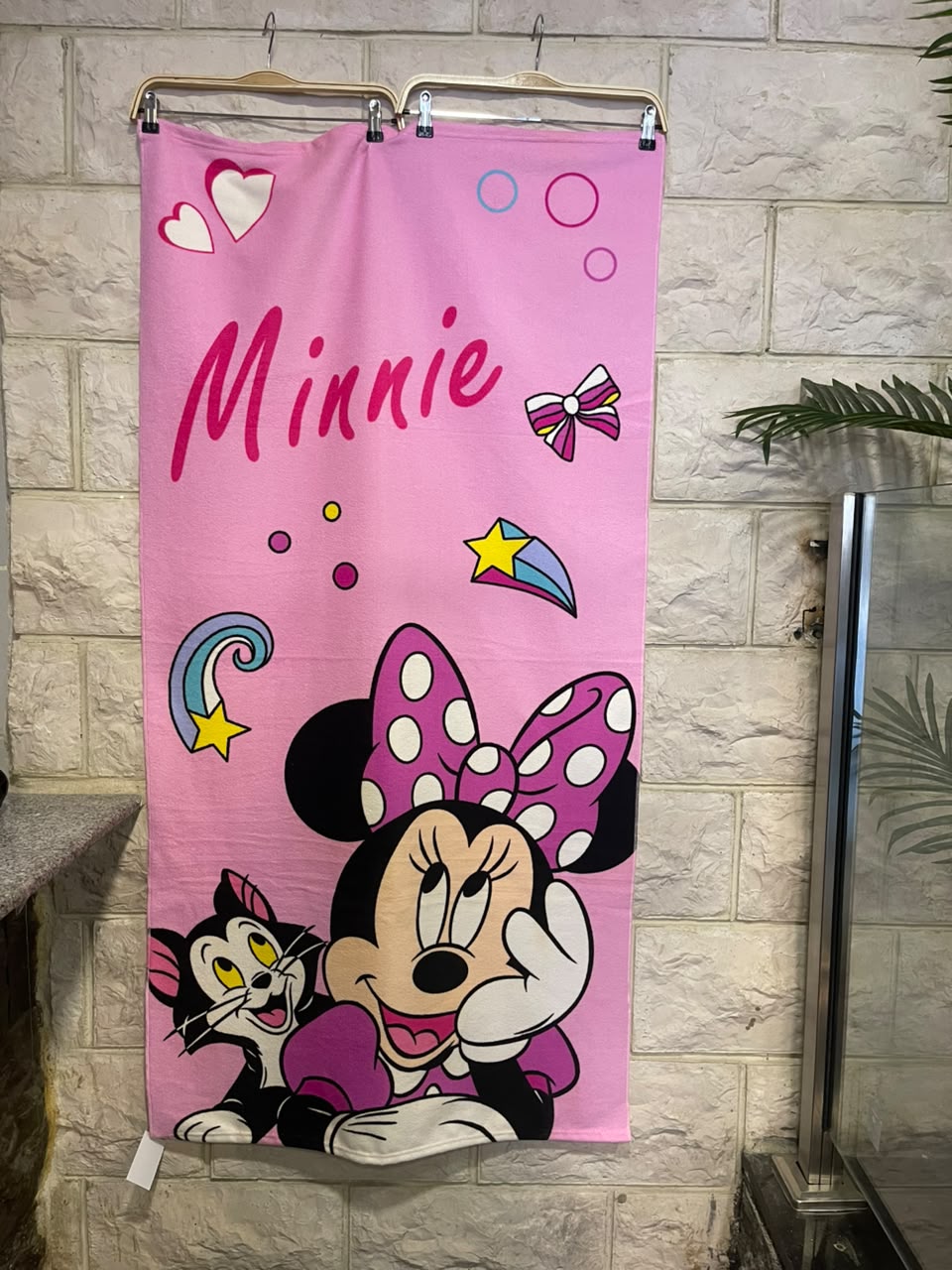 minnie beach and pool towel (145 cm × 72 cm)