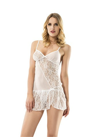 Elegant white lingerie set
