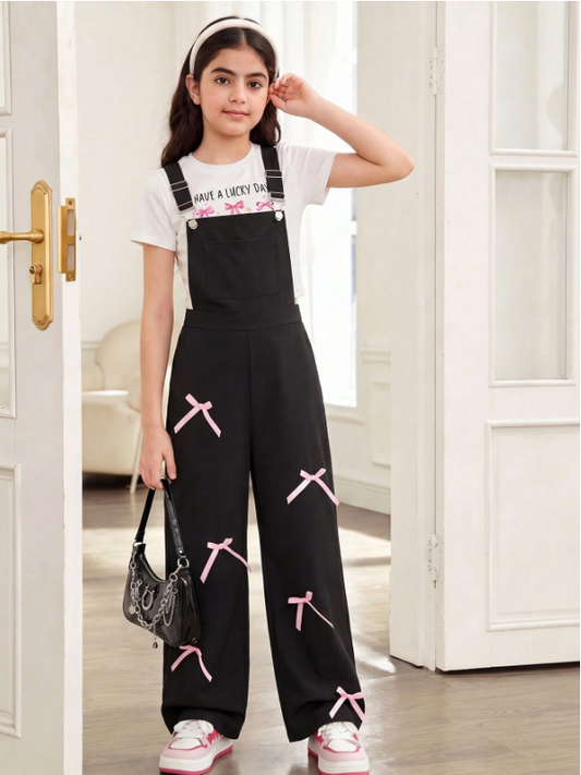 Trendy two-piece set for a 10-year-old girl