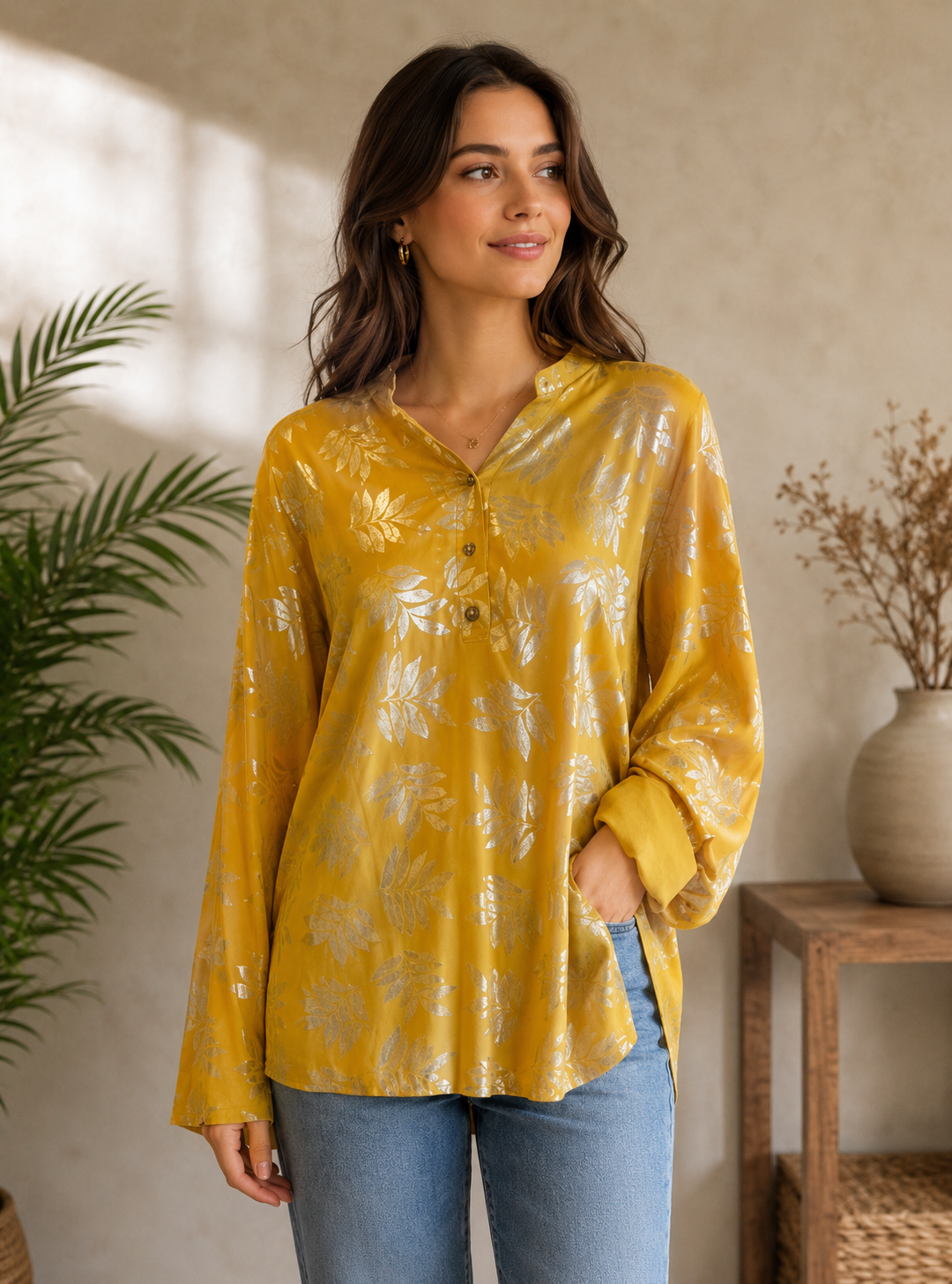 Relaxed-fit tunic blouse